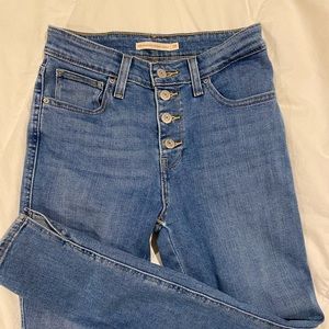 Levi’s 721 Skinny High Rise Ankle Pant